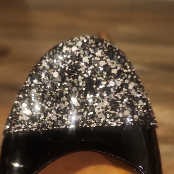 Jimmy Choo Black Patent Leather Silver Glitter Toe Ballet Flat Shoes Size 39.5 - Picture 6 of 11